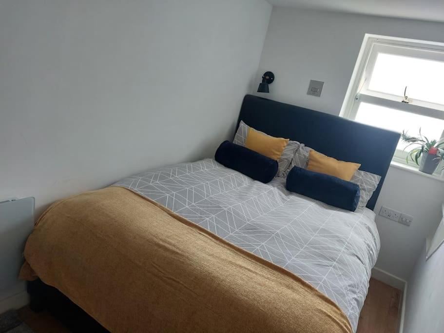1 Bedroom Modern Duplex سوثامبتون المظهر الخارجي الصورة